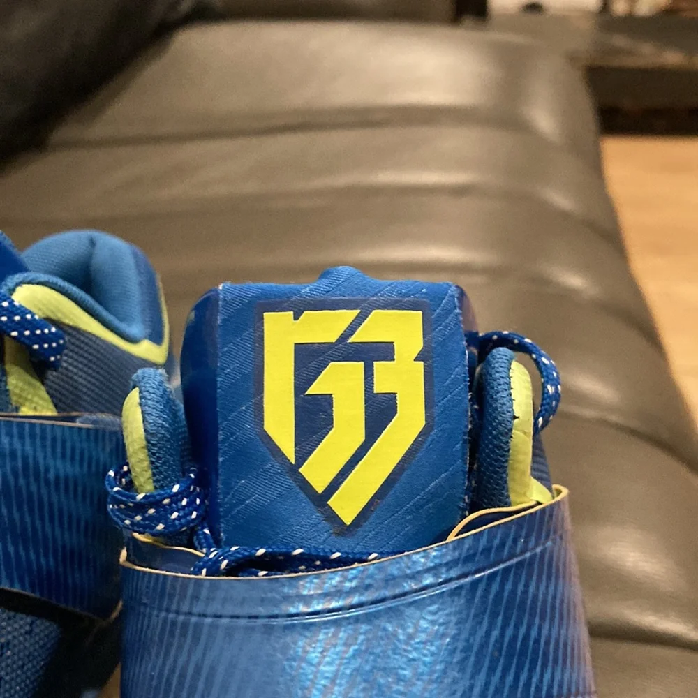 Adidas RG3 Energy Boots Size 10.5 Shoes